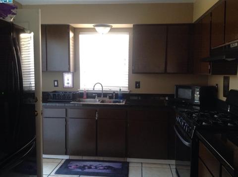 1132 E Myrtle, Hanford, CA 93230 photo 2