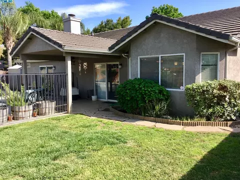 2338 E Beech Ct, Visalia, CA 93292 photo 33