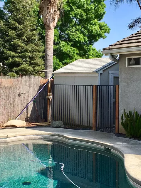 2338 E Beech Ct, Visalia, CA 93292 photo 29