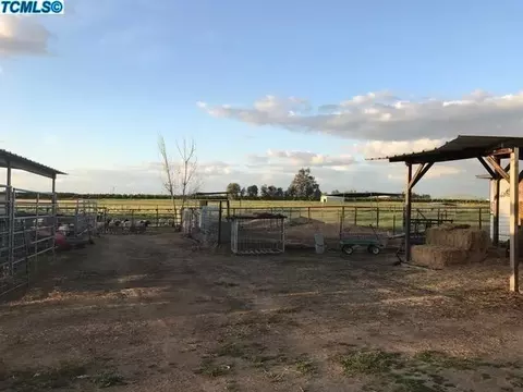 5749 Road 234, Ducor, CA 93218 photo 11