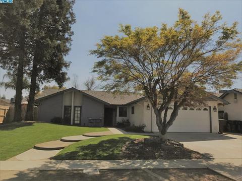 1215 E Fairview Ave, Tulare, CA 93274 photo 1