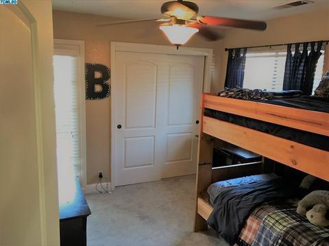 1215 E Fairview Ave, Tulare, CA 93274 photo 24