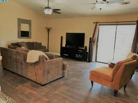 1215 E Fairview Ave, Tulare, CA 93274 photo 10