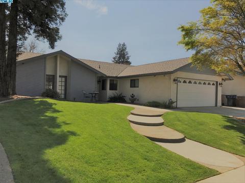 1215 E Fairview Ave, Tulare, CA 93274 photo 3