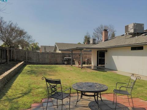 1215 E Fairview Ave, Tulare, CA 93274 photo 29
