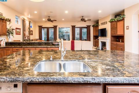 32925 Riverside Dr, Springville, CA 93265 photo 14