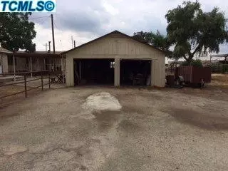 855 E Citrus St, Lindsay, CA 93247 photo 8