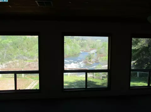 42883 Sierra Dr, Three Rivers, CA 93271 photo 10