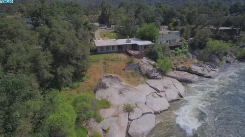 42883 Sierra Dr, Three Rivers, CA 93271 photo 1