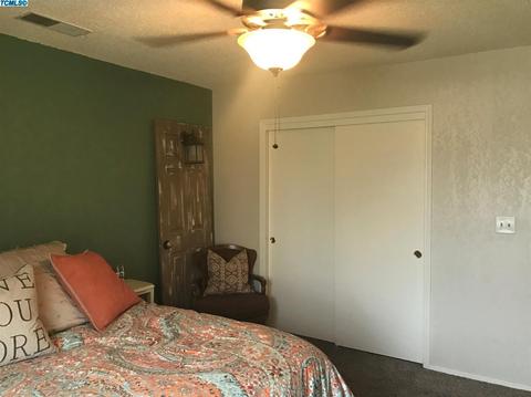 1110 E Rose Ct, Visalia, CA 93292 photo 9