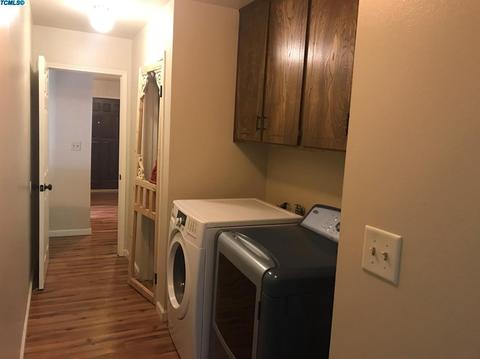 1110 E Rose Ct, Visalia, CA 93292 photo 17