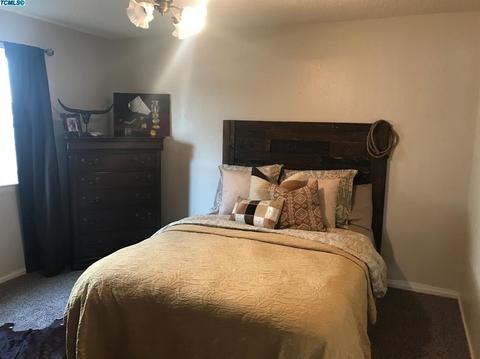 1110 E Rose Ct, Visalia, CA 93292 photo 16
