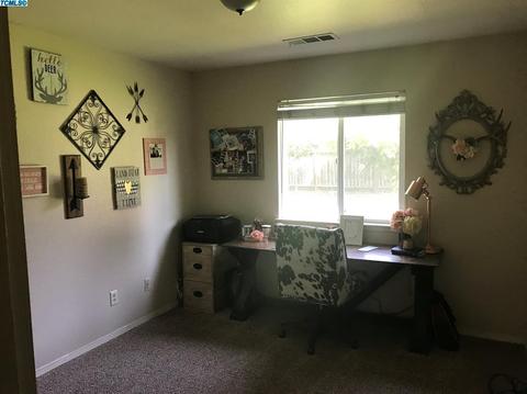 1110 E Rose Ct, Visalia, CA 93292 photo 13