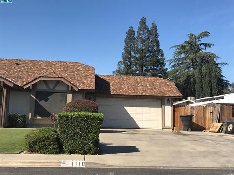 1110 E Rose Ct, Visalia, CA 93292 photo 2