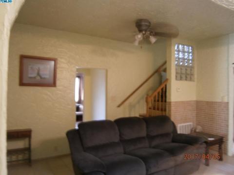 214 Portola, Exeter, CA 93221 photo 3