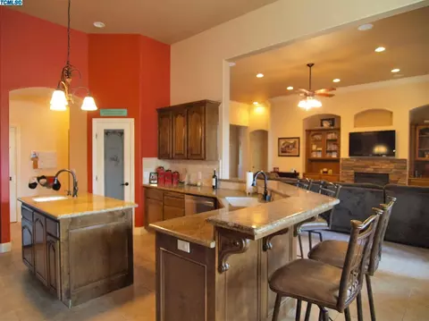 766 Davis Ave, Exeter, CA 93221 photo 16