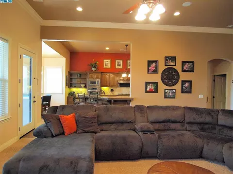 766 Davis Ave, Exeter, CA 93221 photo 11