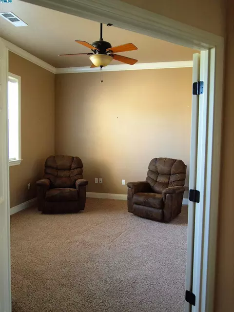 766 Davis Ave, Exeter, CA 93221 photo 14