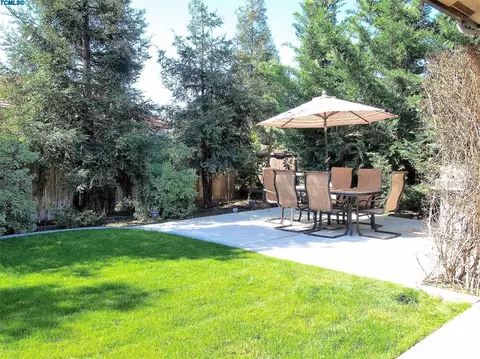 766 Davis Ave, Exeter, CA 93221 photo 3