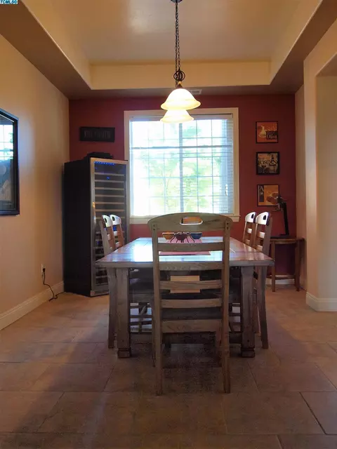 766 Davis Ave, Exeter, CA 93221 photo 13