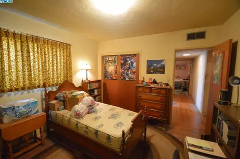 2947 E Duran Ave, Visalia, CA 93292 photo 10