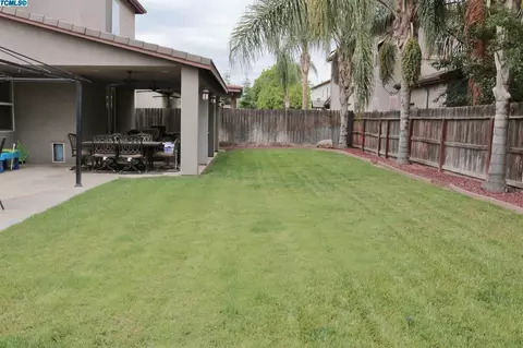 1712 Firestone Dr, Tulare, CA 93274 photo 28