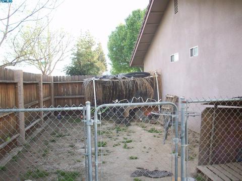 2038 E Mary Ave, Visalia, CA 93292 photo 25
