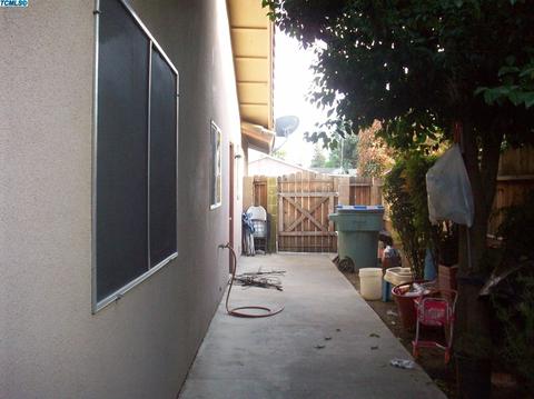 2038 E Mary Ave, Visalia, CA 93292 photo 26