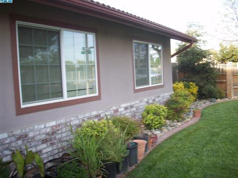 2038 E Mary Ave, Visalia, CA 93292 photo 4