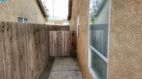 1029 Golf Ave, Lemoore, CA 93245 photo 7