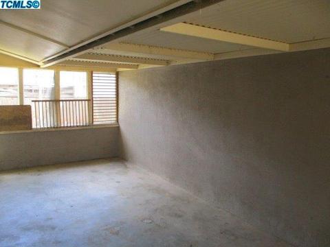 908 E Myrtle St, Hanford, CA 93230 photo 16