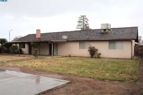1305 E Chapman Ave, Tulare, CA 93274 photo 13