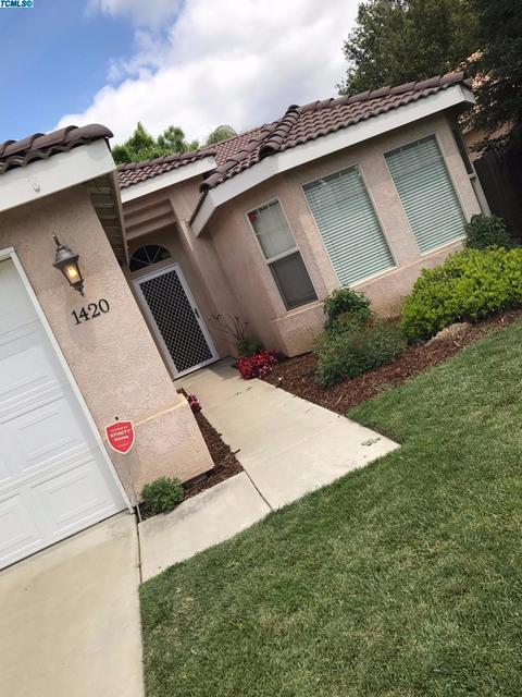 1420 E Parkview Ct, Visalia, CA 93292 photo 2