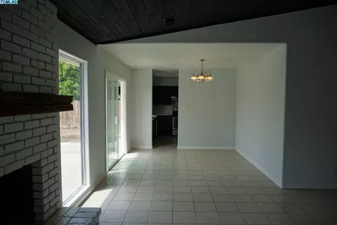3115 W Beech Ave, Visalia, CA 93277 photo 6