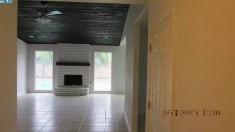 3115 W Beech Ave, Visalia, CA 93277 photo 4