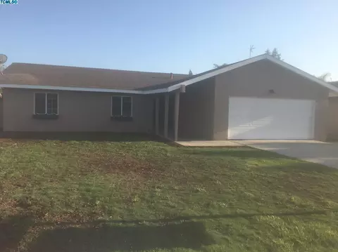 3115 W Beech Ave, Visalia, CA 93277 photo 1