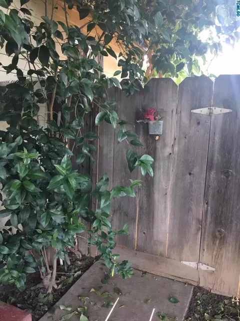 431 N Orange Ave, Exeter, CA 93221 photo 15