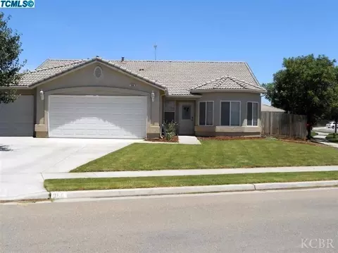 360 Hillcrest St, Lemoore, CA 93245 photo 1