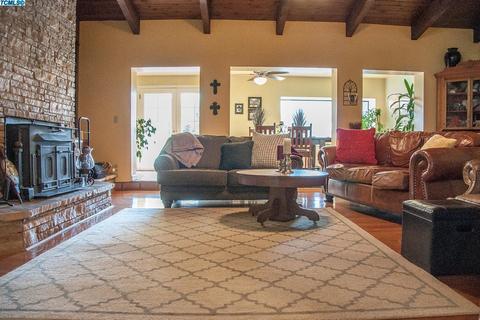 3326 E Prosperity Ave, Tulare, CA 93274 photo 13