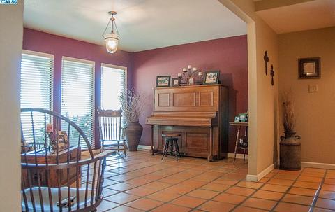 3326 E Prosperity Ave, Tulare, CA 93274 photo 17