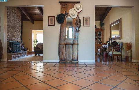 3326 E Prosperity Ave, Tulare, CA 93274 photo 9