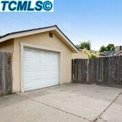 498 N Bates Ave, Dinuba, CA 93618 photo 4