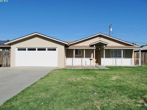962 E Cinnamon Dr, Lemoore, CA 93245 photo 1