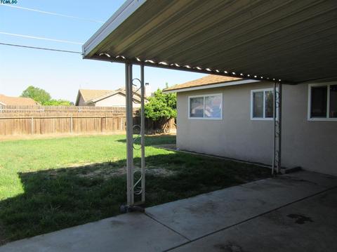 962 E Cinnamon Dr, Lemoore, CA 93245 photo 12