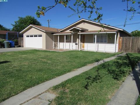 962 E Cinnamon Dr, Lemoore, CA 93245 photo 2