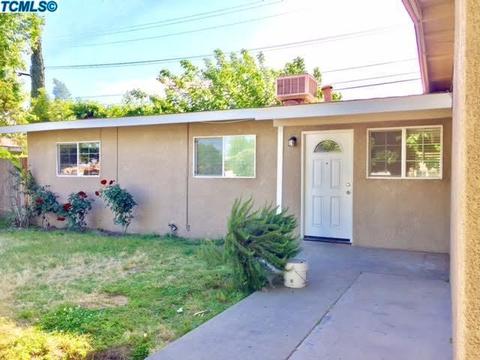 1117 N Enos St, Visalia, CA 93292 photo 2