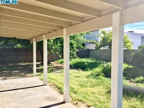 1117 N Enos St, Visalia, CA 93292 photo 8