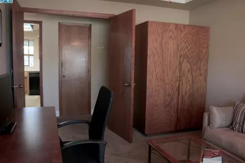 1949 E Paradise Ave, Visalia, CA 93292 photo 10