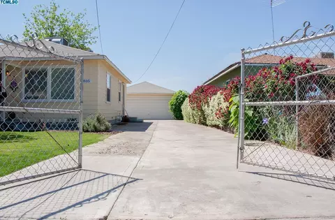 805 E Laurel Ave, Visalia, CA 93292 photo 5