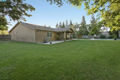 2836 E Seeger Ct, Visalia, CA 93292 photo 26